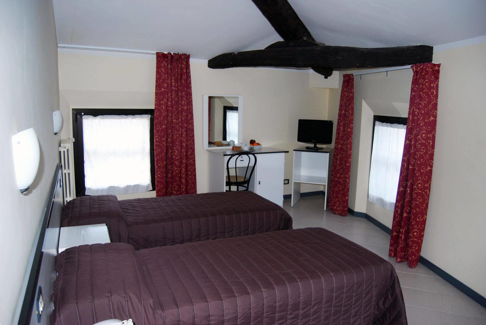 Hotel Italia Porretta Terme Extérieur photo